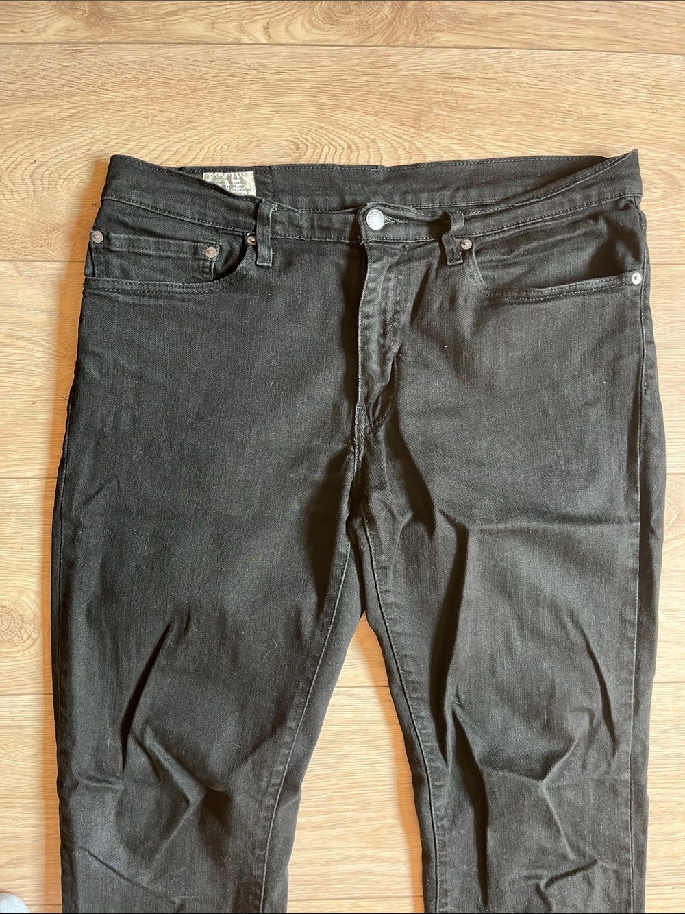 Black Men's Levi’s Jeans - Versatile Everyday Fit